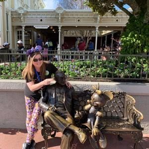 Meet your Posher, Jennifer